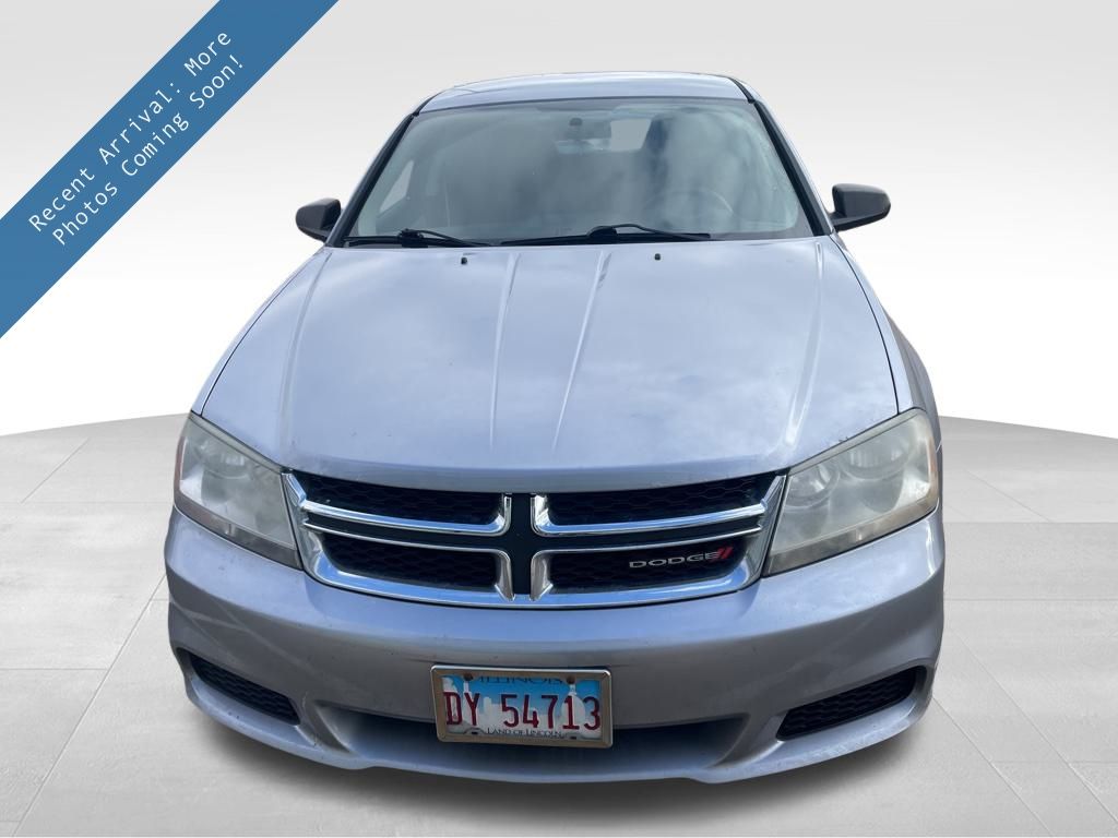 2014 Dodge Avenger SE's photo
