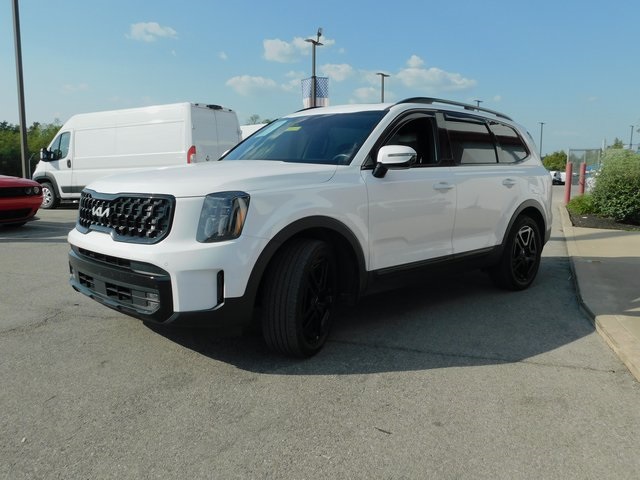 2024 Kia Telluride X-Line photo 3