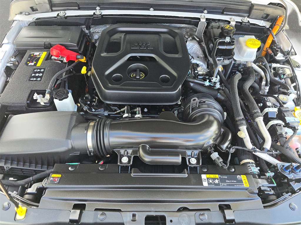 2024 Jeep Wrangler High Altitude 4xe photo 32