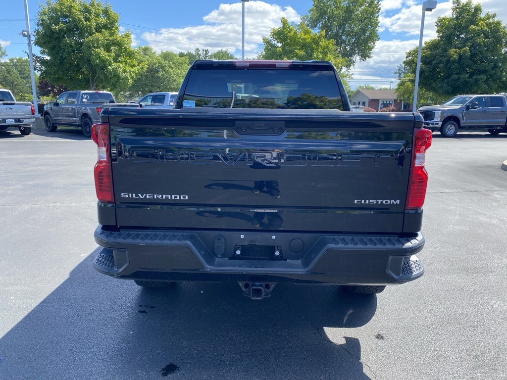 2023 Chevrolet Silverado 1500 Custom Trail Boss photo 9