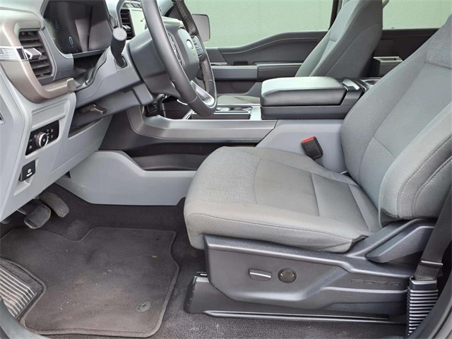 2024 Ford F-150 XLT photo 13