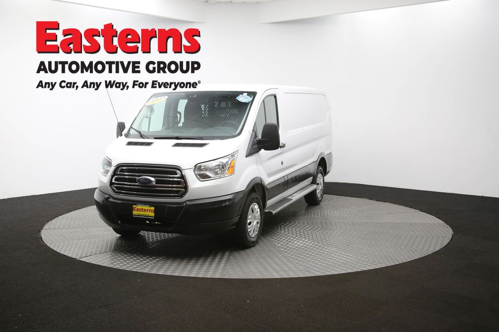 2019 Ford Transit photo 32