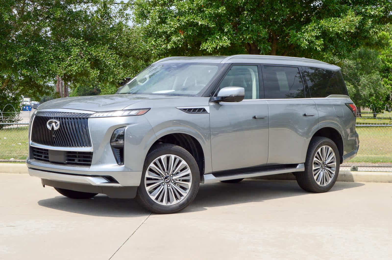 2025 INFINITI QX80 SENSORY