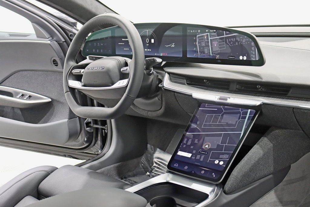 2025 Lucid Air Touring photo 32