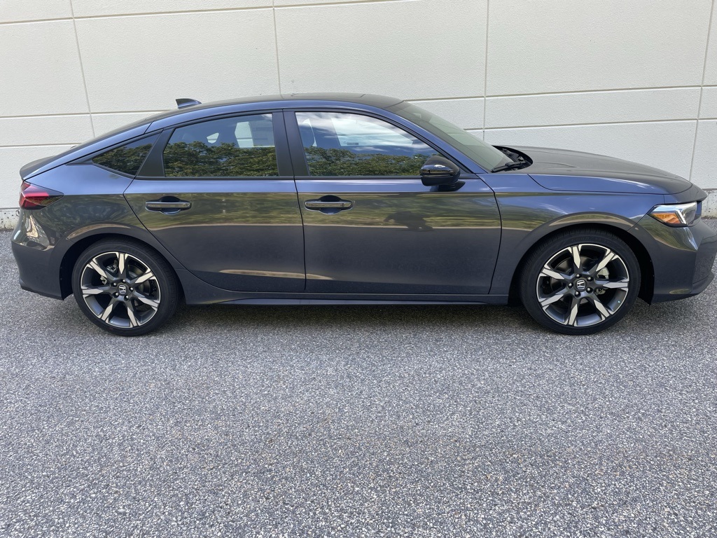 2026 Honda Civic Hybrid Sport Touring Hatchback photo 3