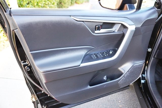 Used 2023 Black Toyota XLE image 22