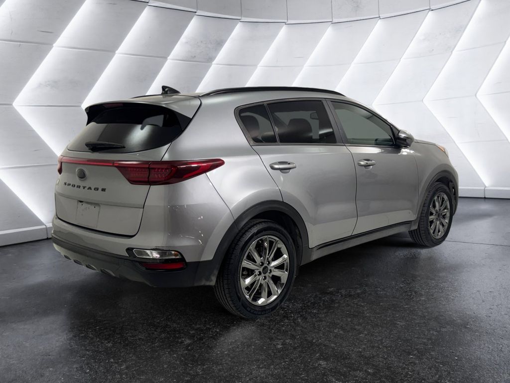 2022 Kia Sportage Nightfall Edition photo 4