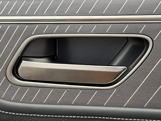 2025 Infiniti QX80 photo 10