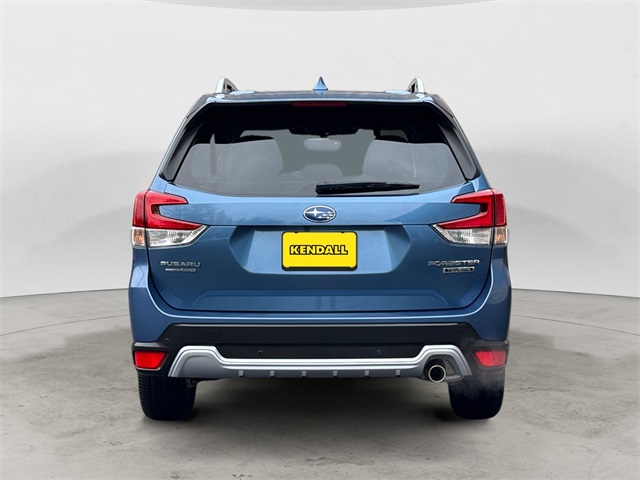 2023 Subaru Forester Touring photo 4