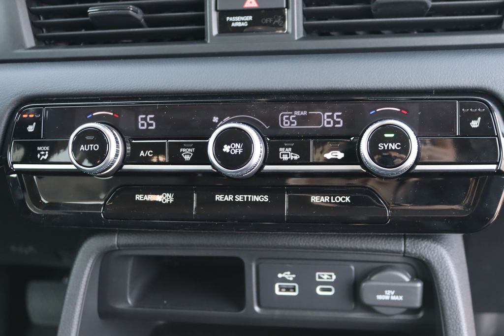 2025 Honda Pilot Touring photo 24