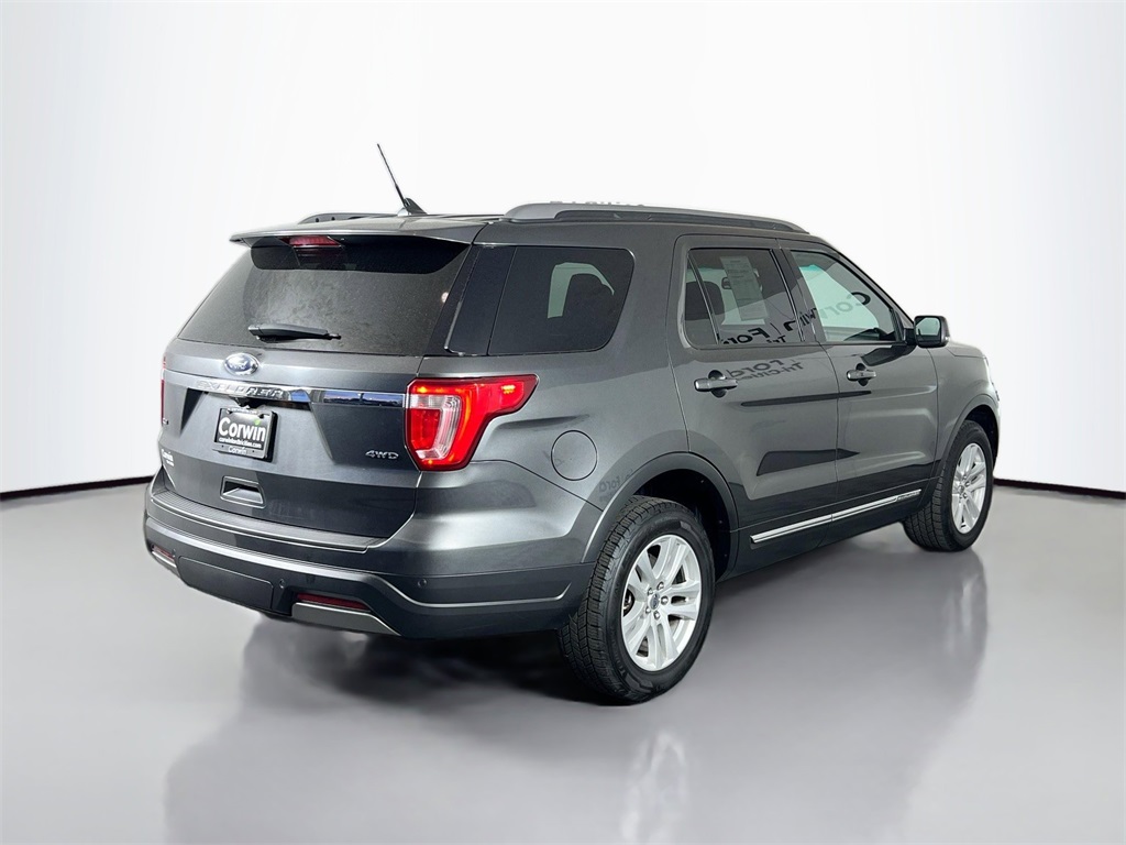 2019 Ford Explorer XLT photo 12