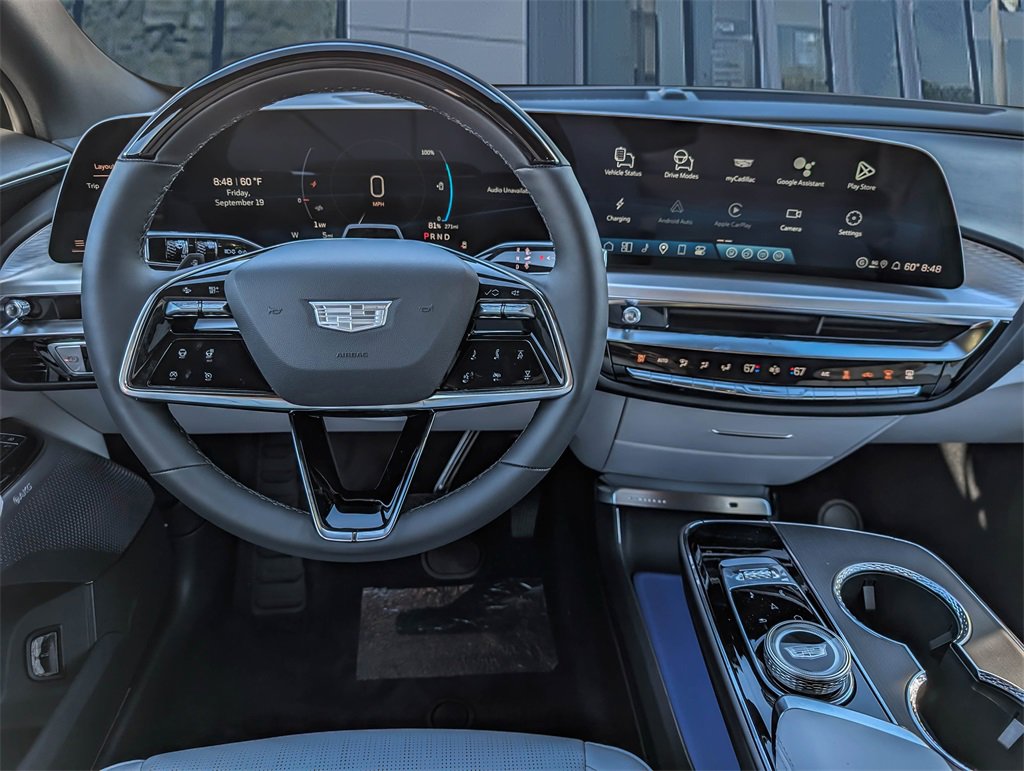 2026 Cadillac Lyriq Luxury photo 10