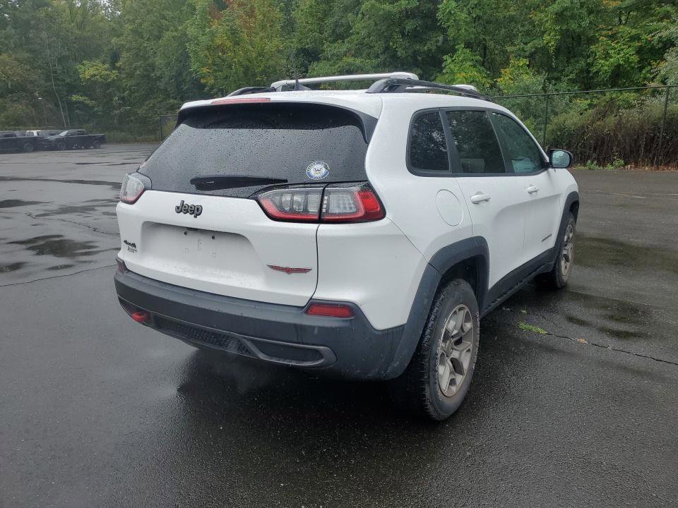 2022 Jeep Cherokee Trailhawk photo 2