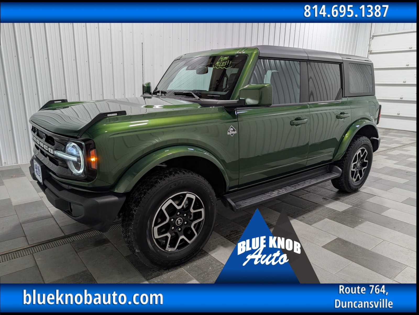 2025 Ford Bronco 4-Door Outer Banks's photo