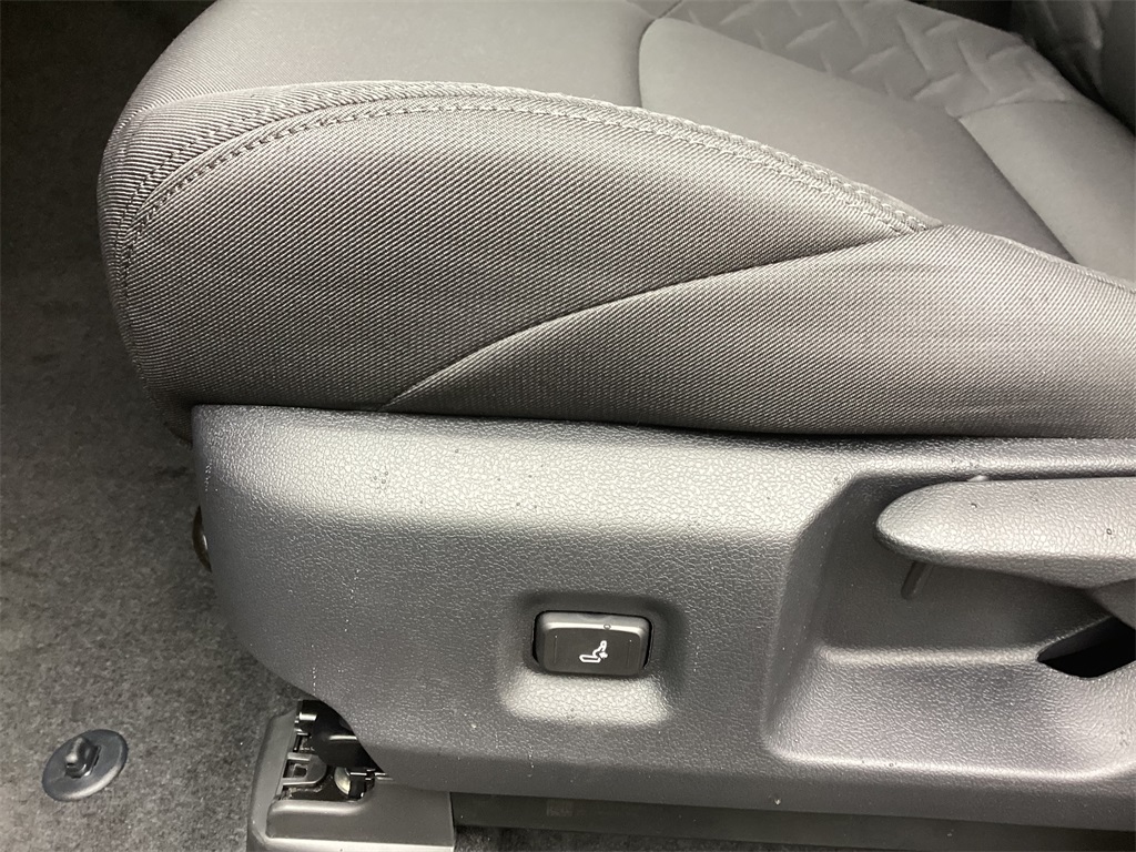 2025 Toyota Tacoma SR5 4x4 Double Cab Long Bed photo 19