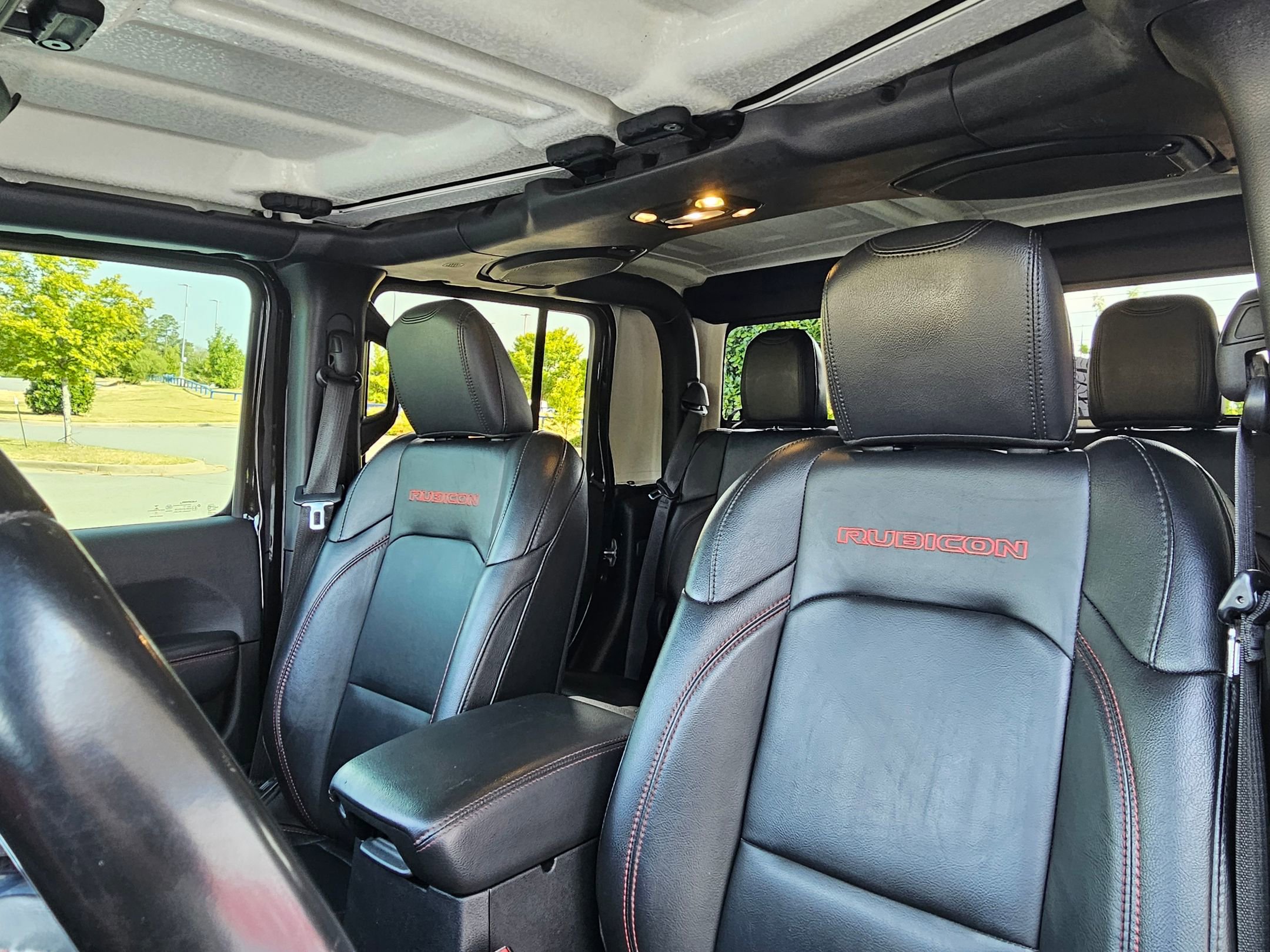 2020 Jeep Gladiator Rubicon photo 22