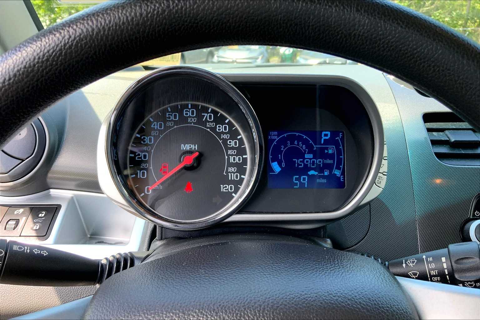 2015 Chevrolet Spark LS photo 25