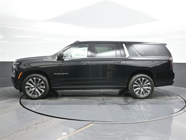 2026 Chevrolet Suburban High Country photo 4