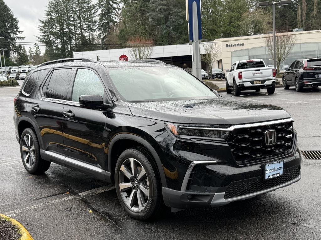2025 Honda Pilot Elite's photo