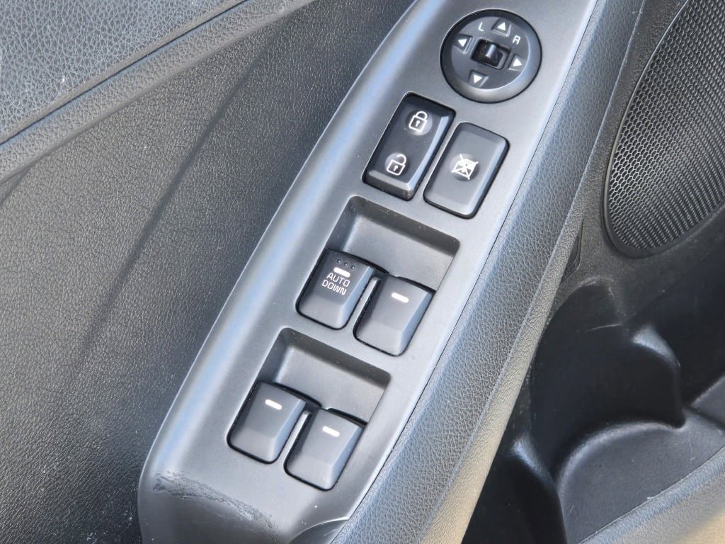 2018 Kia Forte LX Base photo 15