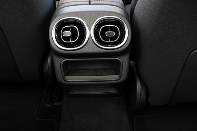 2025 Mercedes Benz GLC AMG 43 4MATIC photo 39