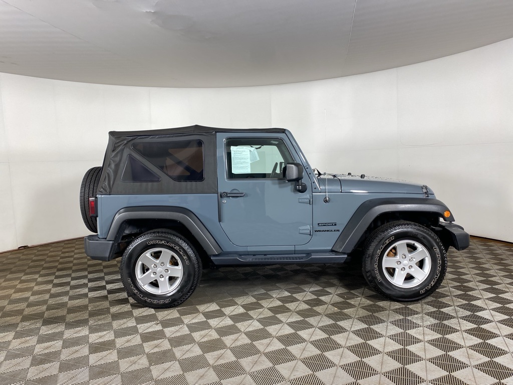 2014 Jeep Wrangler Sport photo 4