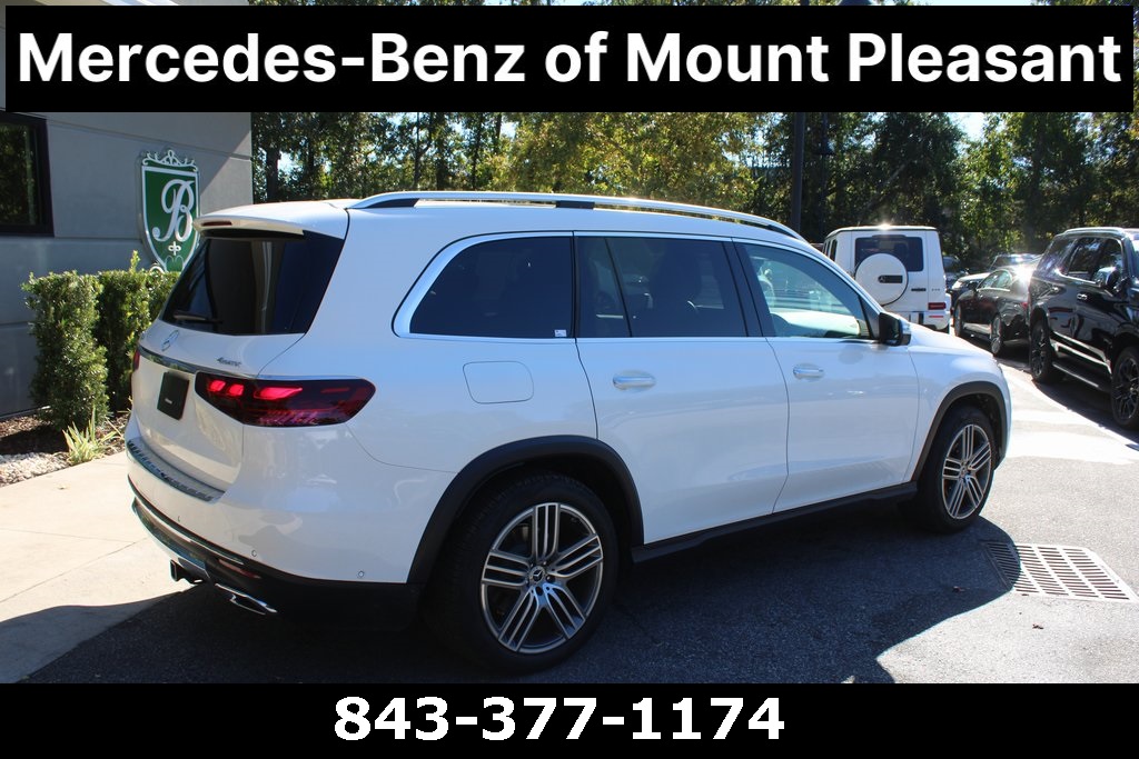2025 Mercedes Benz GLS 450 4MATIC photo 4