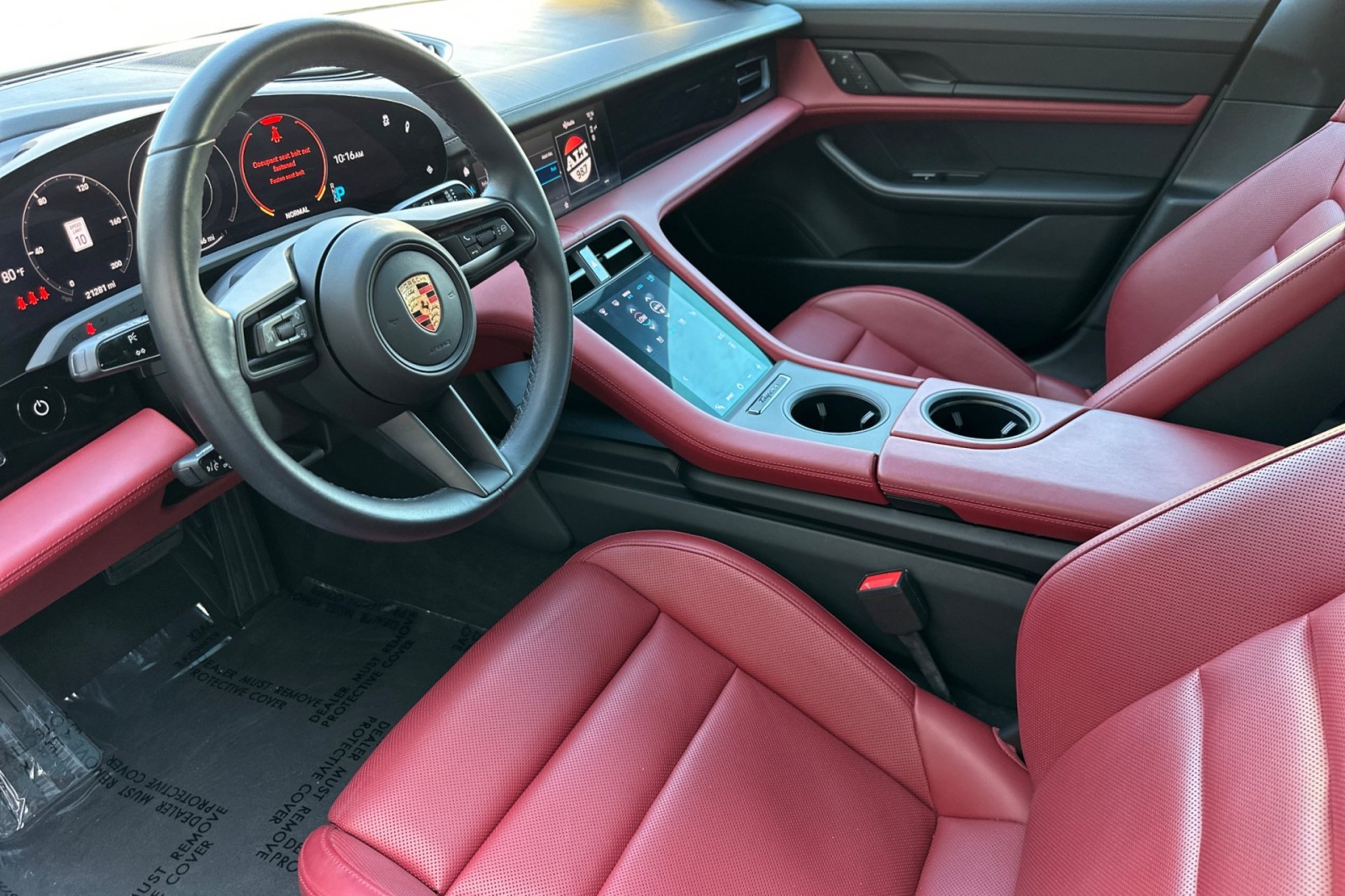 2023 Porsche Taycan photo 5