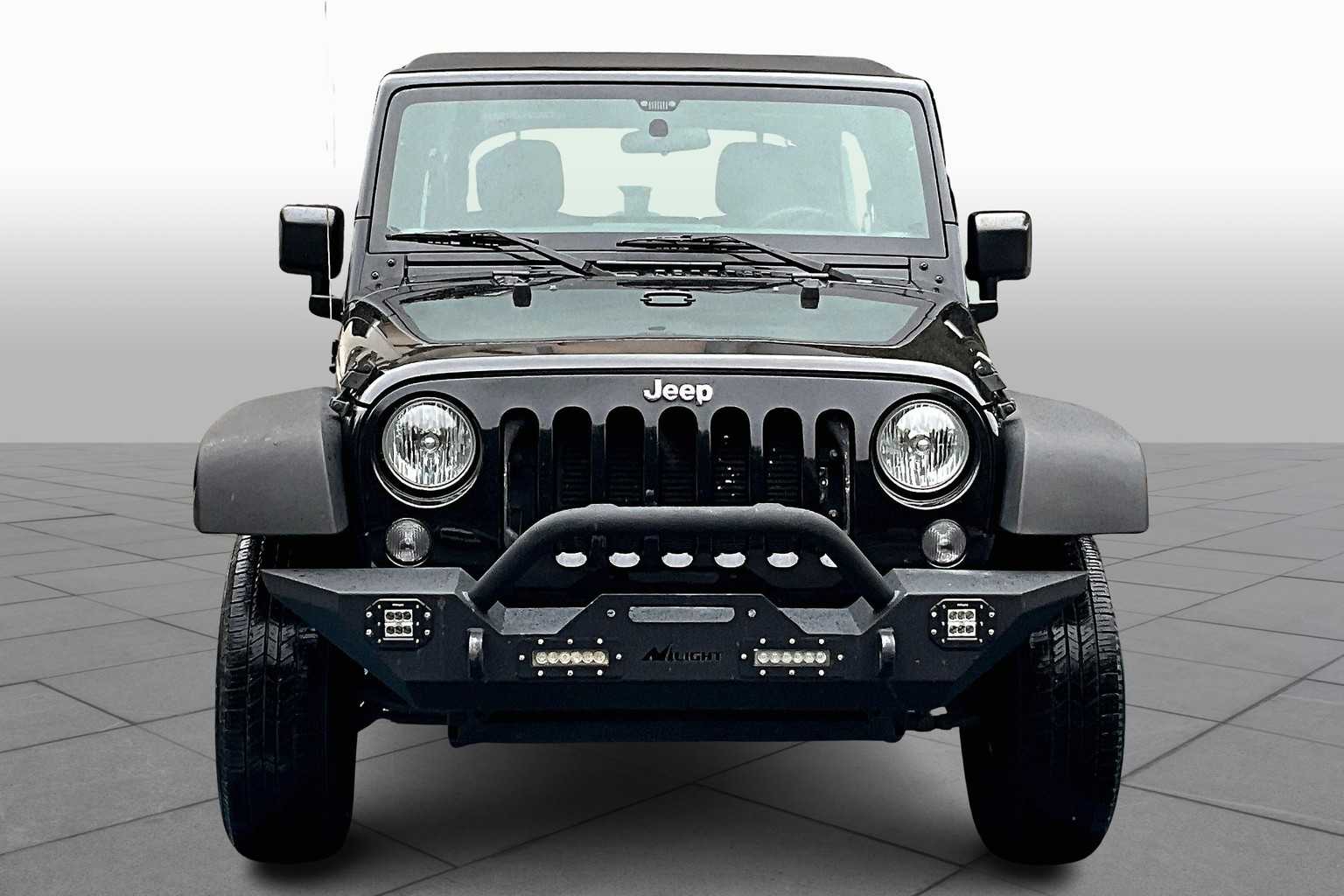2017 Jeep Wrangler Unlimited Sport photo 3
