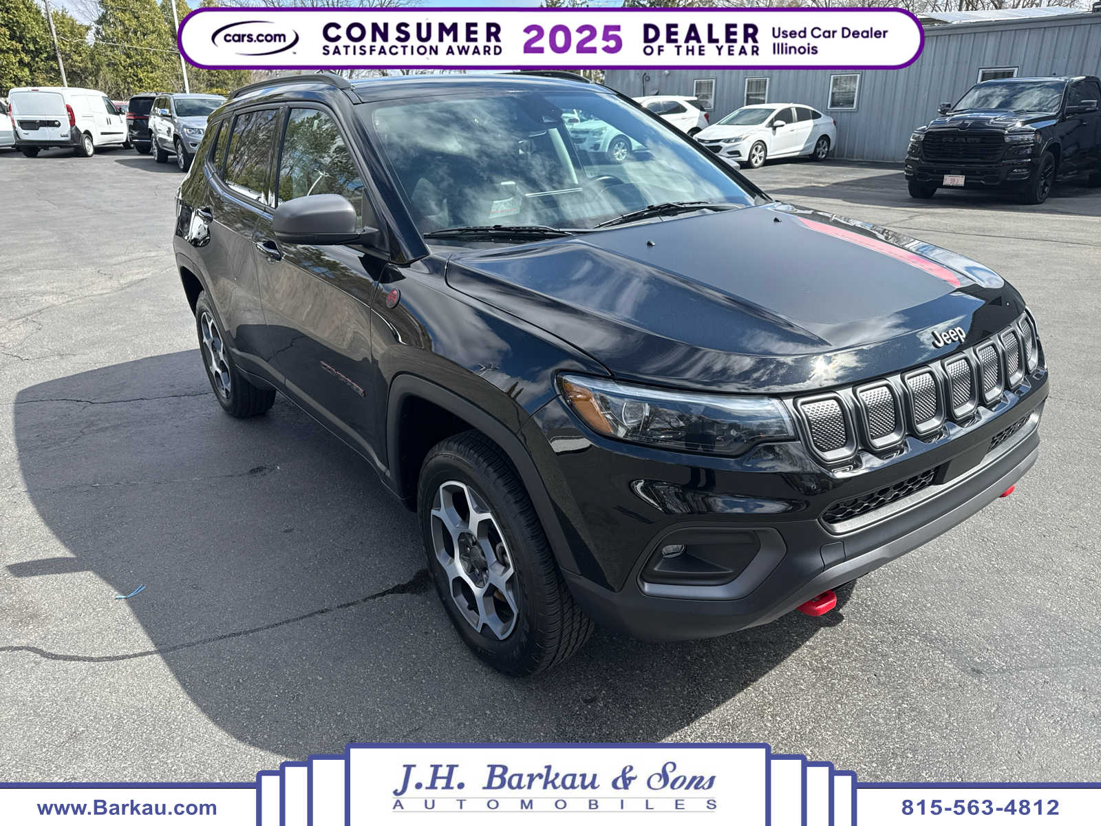 2022 Jeep Compass Trailhawk's photo