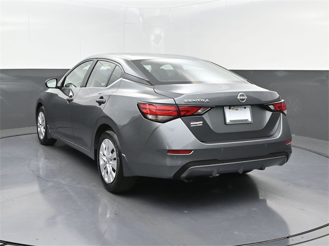 2025 Nissan Sentra S photo 3