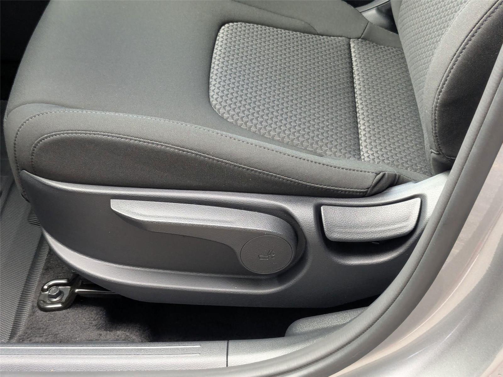 2025 Kia Sportage Hybrid LX photo 15