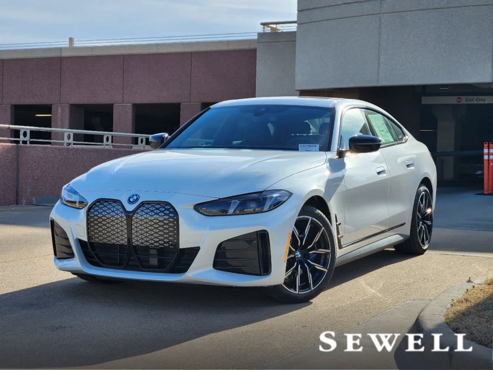 2025 BMW i4 eDrive40