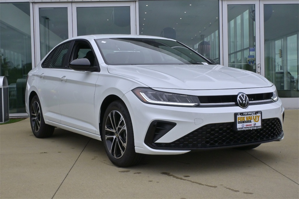 2025 Volkswagen Jetta Sport's photo