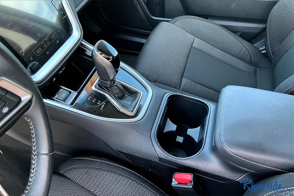2022 Subaru Outback Premium photo 14