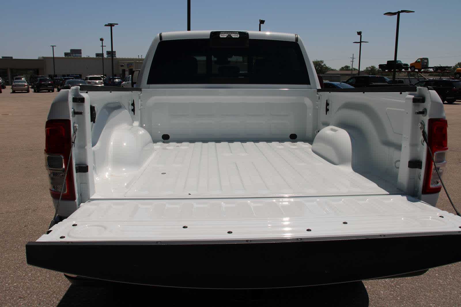 2024 Ram 2500 Tradesman photo 10