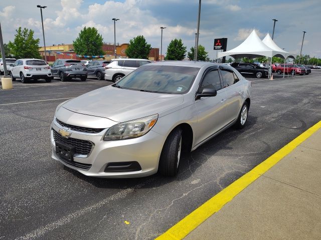 2015 Chevrolet Malibu LS photo 3