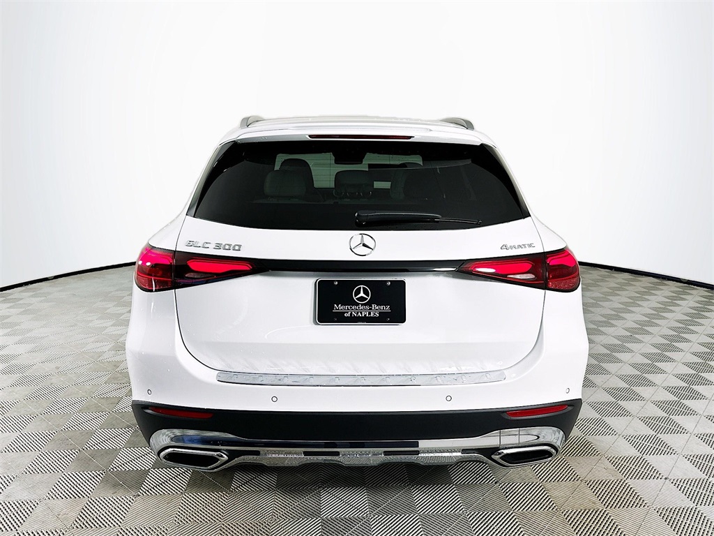 2026 Mercedes Benz GLC 300 4MATIC photo 6