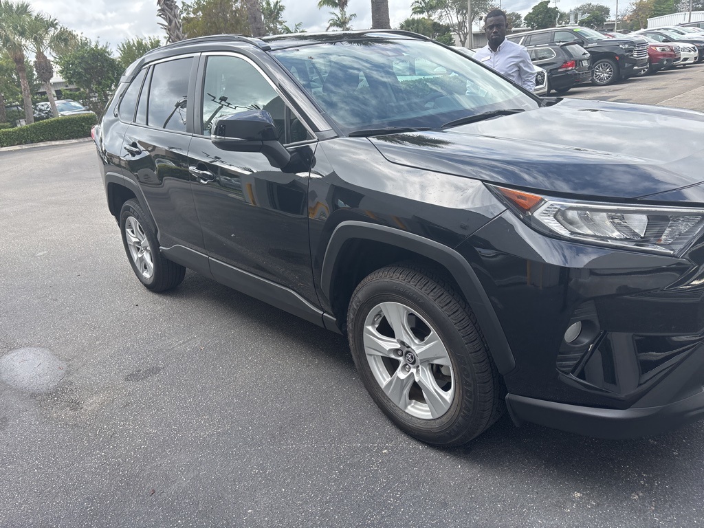 2019 Toyota RAV4 XLE