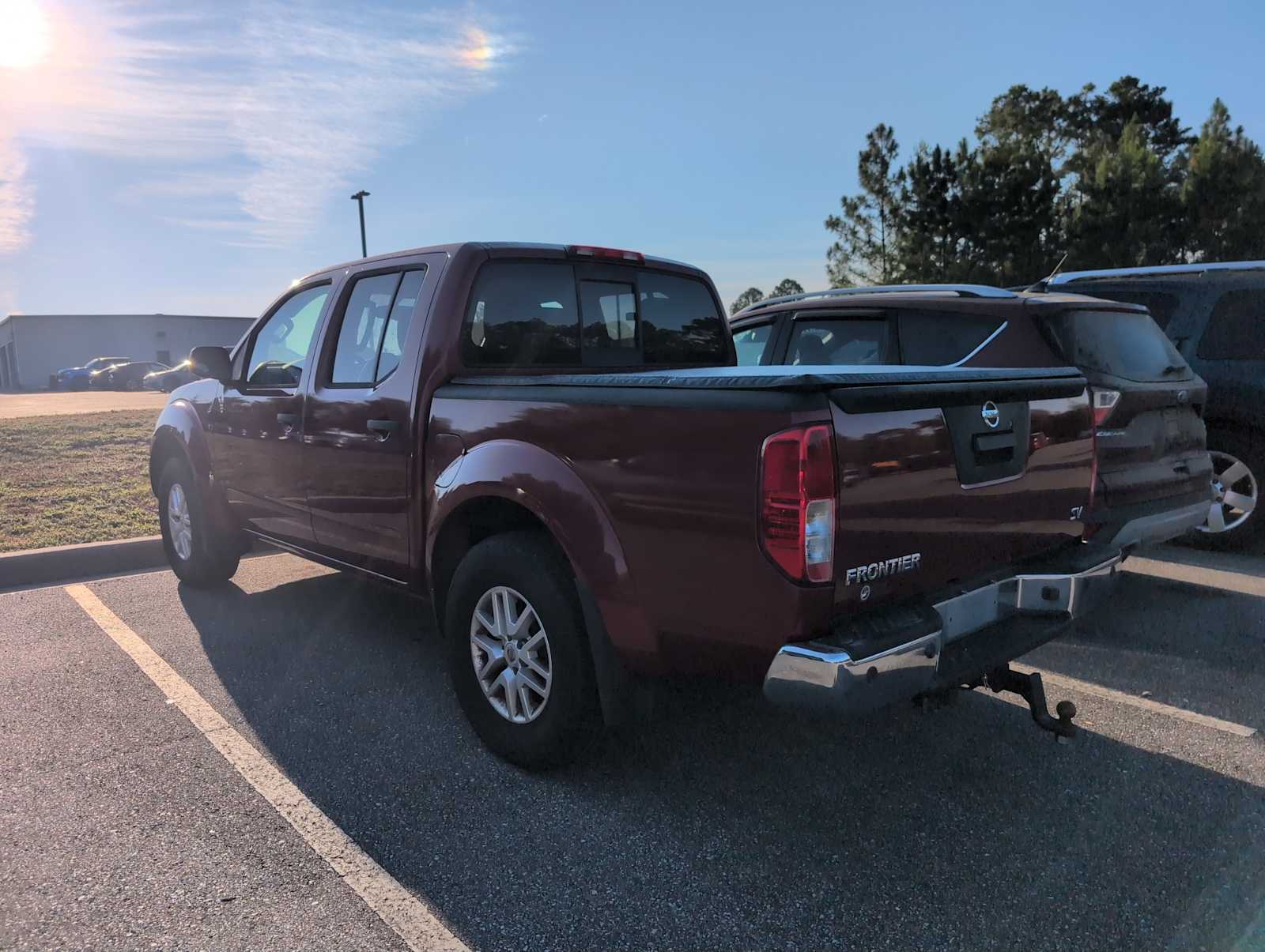 2015 Nissan Frontier SV photo 3
