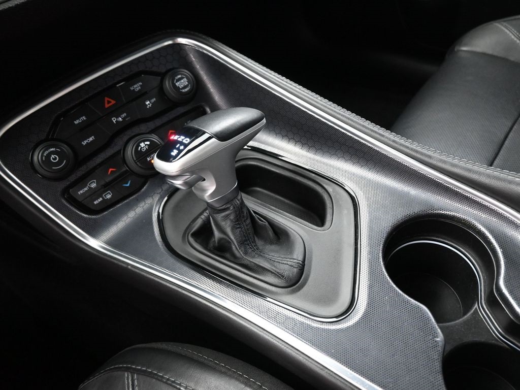 2018 Dodge Challenger SXT photo 28