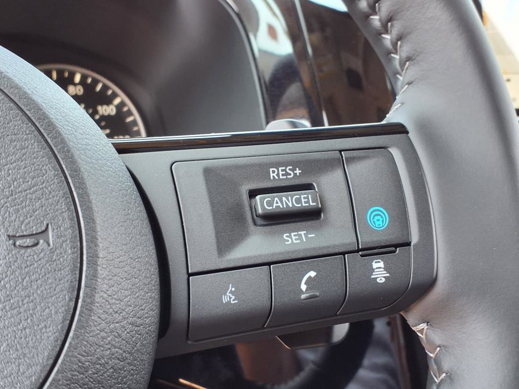 2025 Nissan Pathfinder SL photo 21
