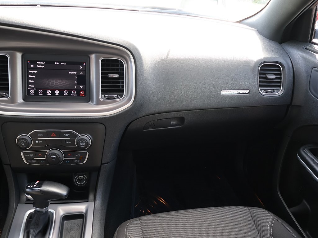 2022 Dodge Charger SXT photo 39
