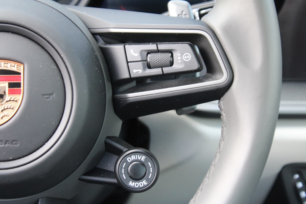 2024 Porsche 911 S photo 24