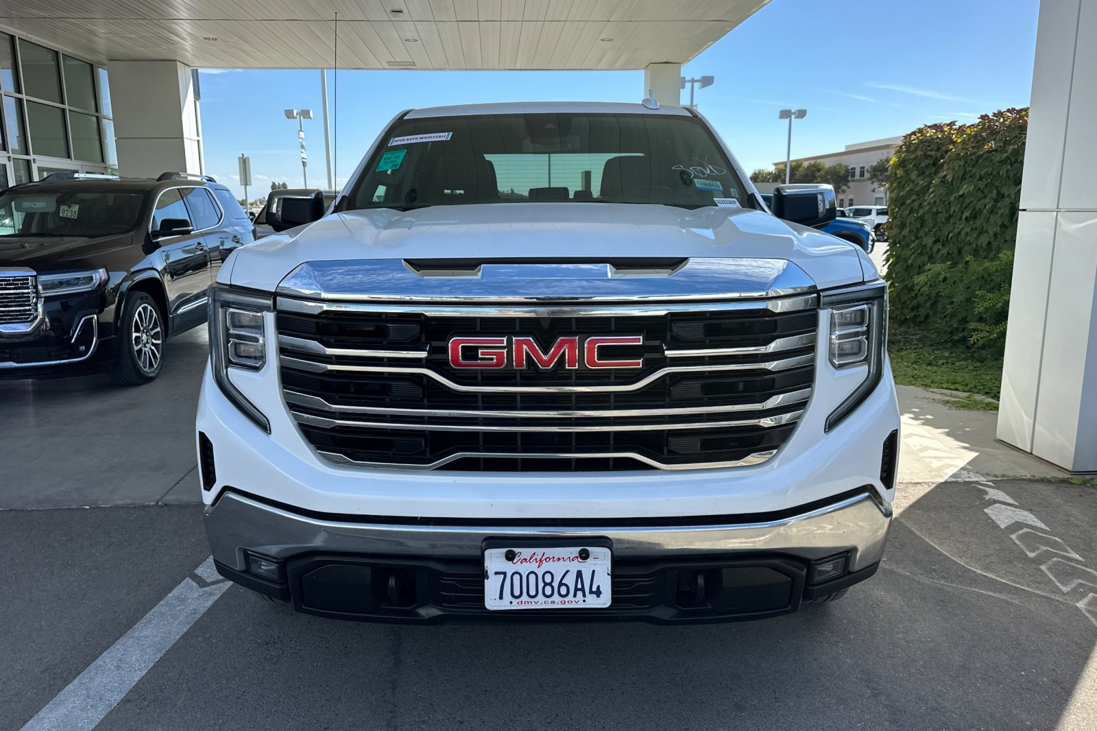 2025 Gmc Sierra 1500 SLT photo 4