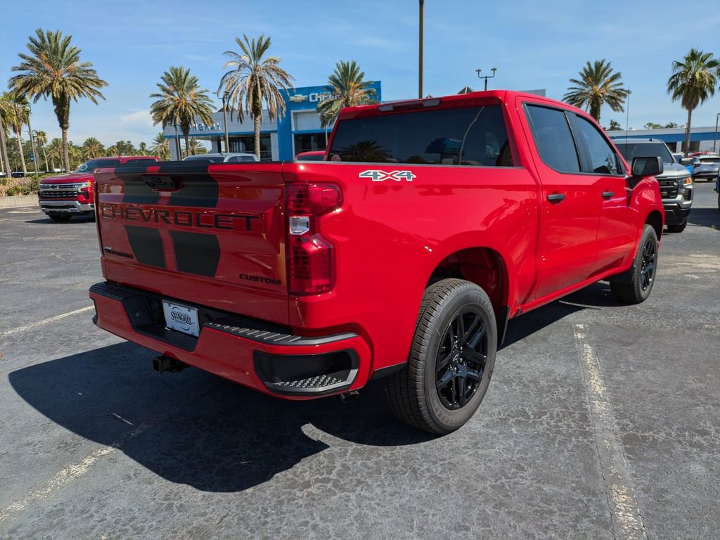 2025 Chevrolet Silverado 1500 Custom photo 4