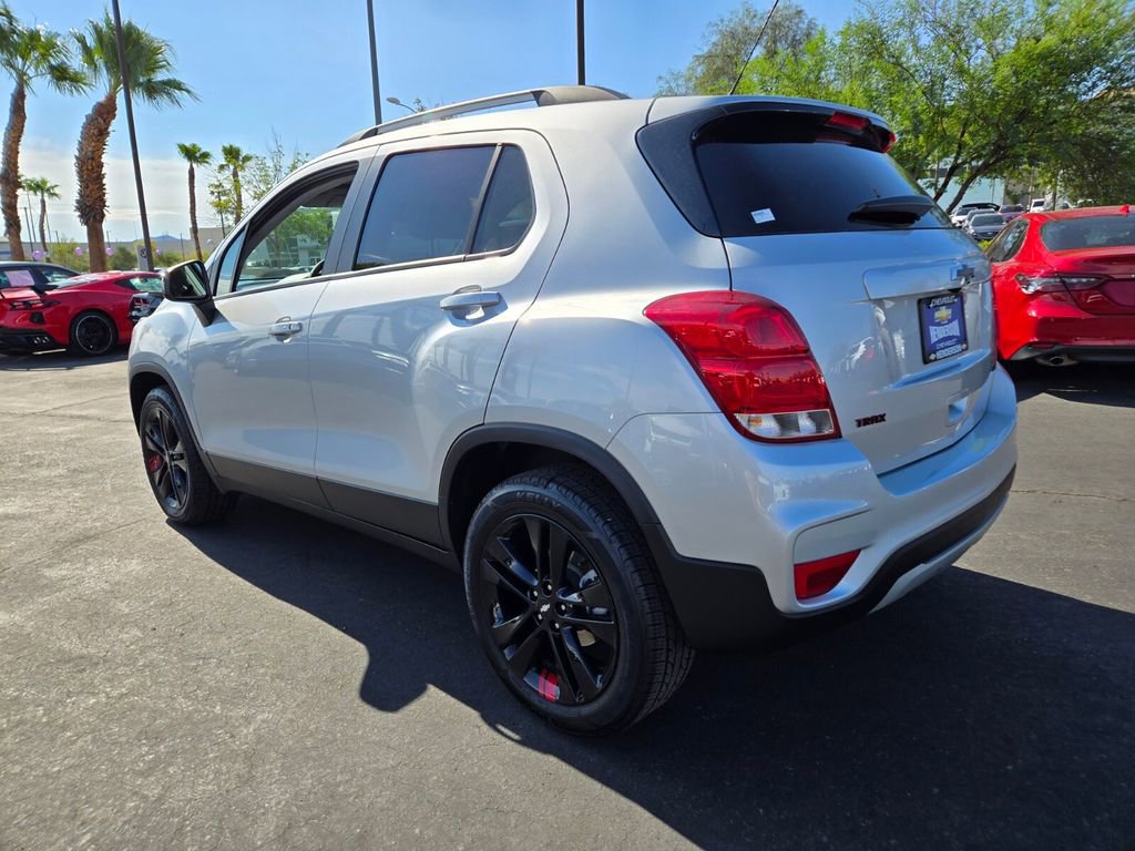 2022 Chevrolet Trax LT photo 4
