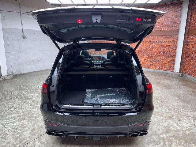 2025 Mercedes Benz GLS 63 AMG 4MATIC photo 24