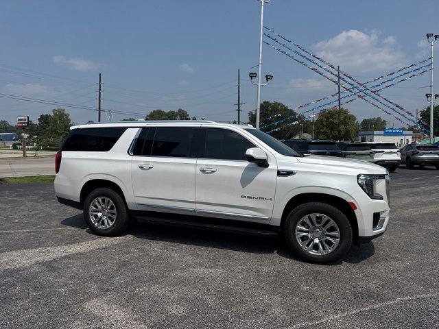 2024 Gmc Yukon XL Denali photo 16