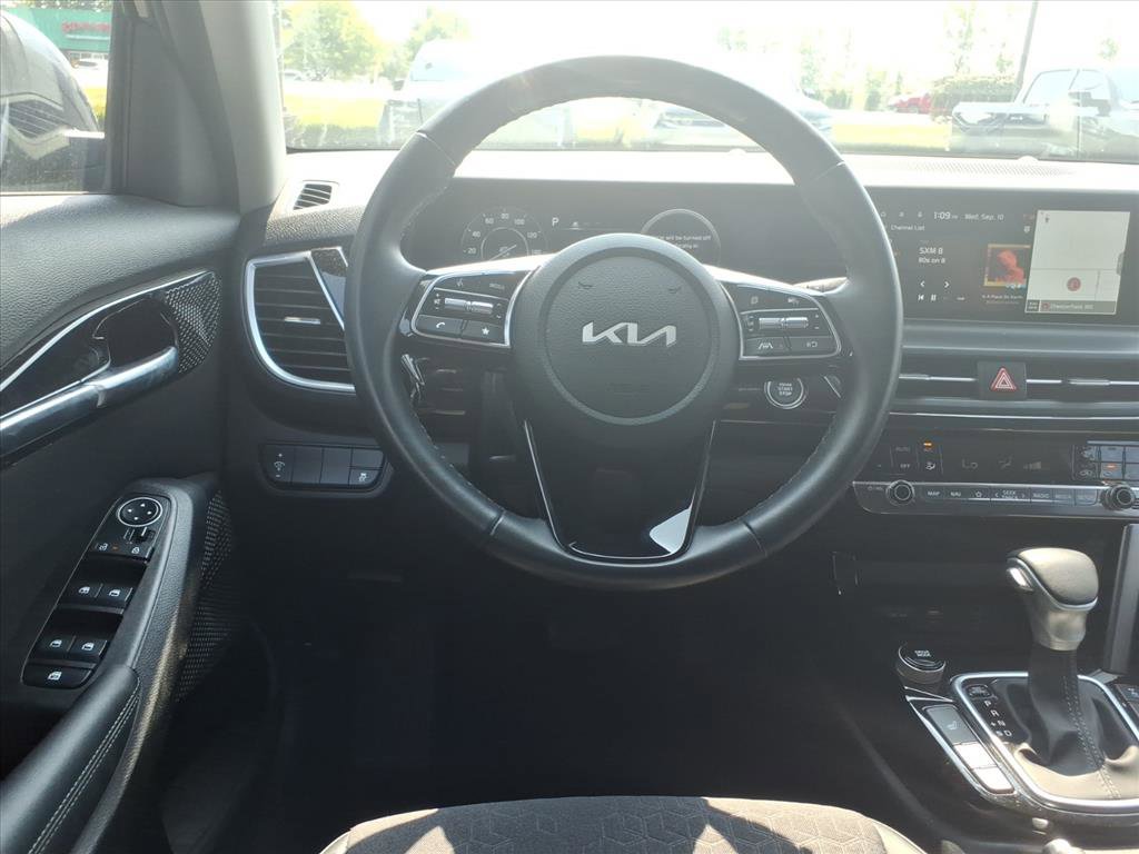 2024 Kia Seltos X-Line photo 4